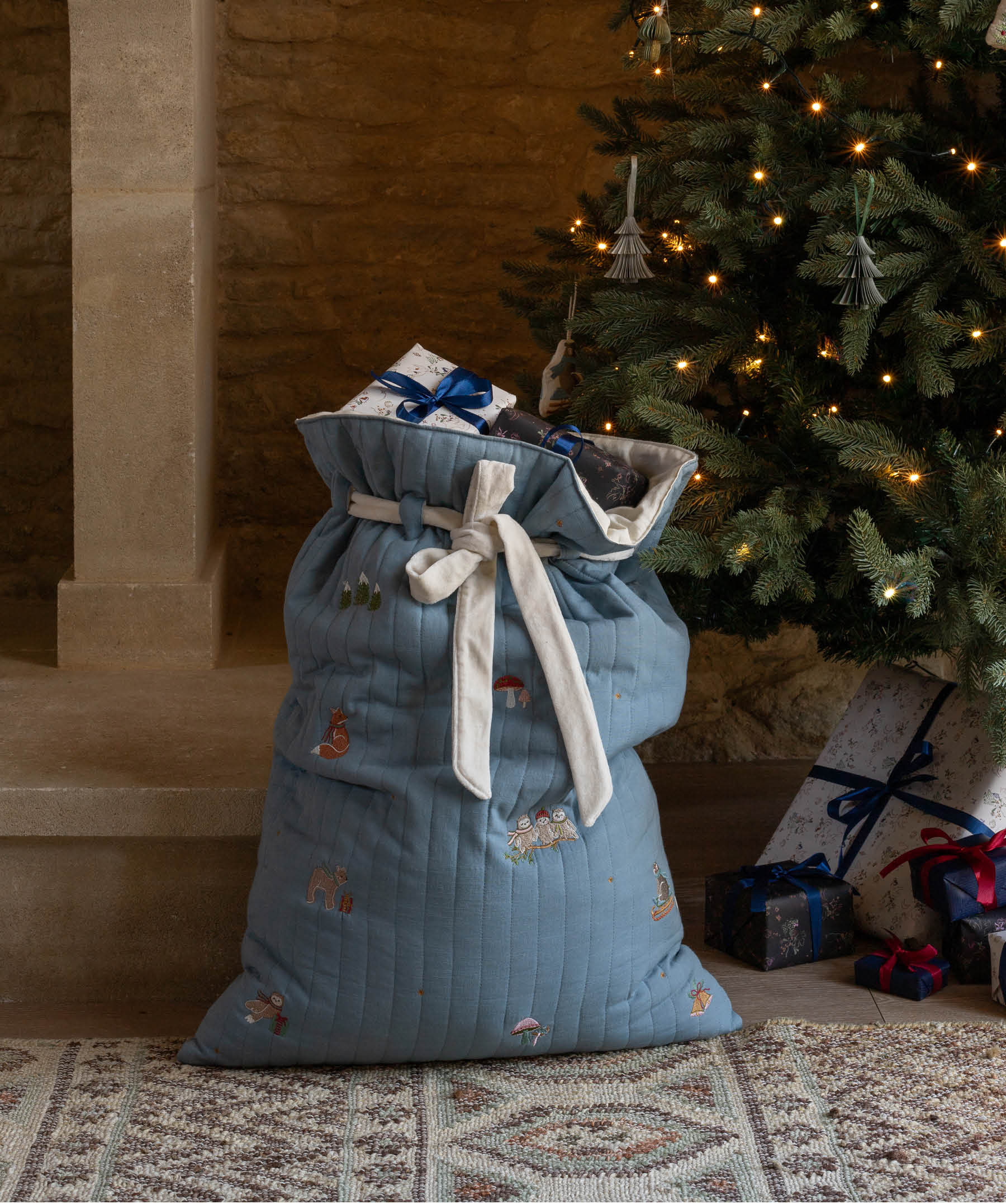 EcomCrops_PresentSack_1800x215