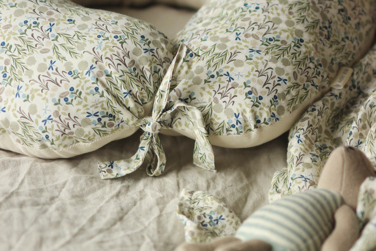 'Christmas Gift Guide For Expectant Mothers' Bounce