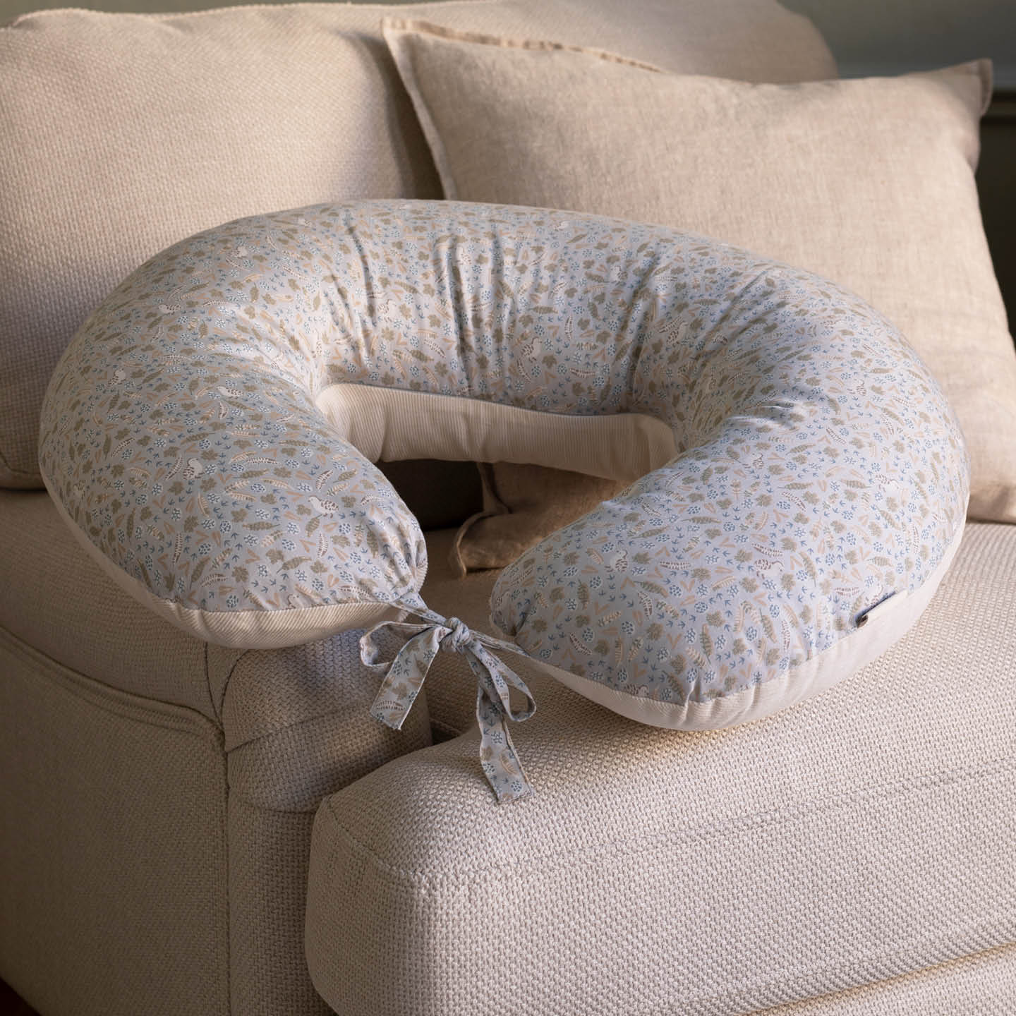 Breastfeeding Must-Haves - Essentials For Moms & Babies