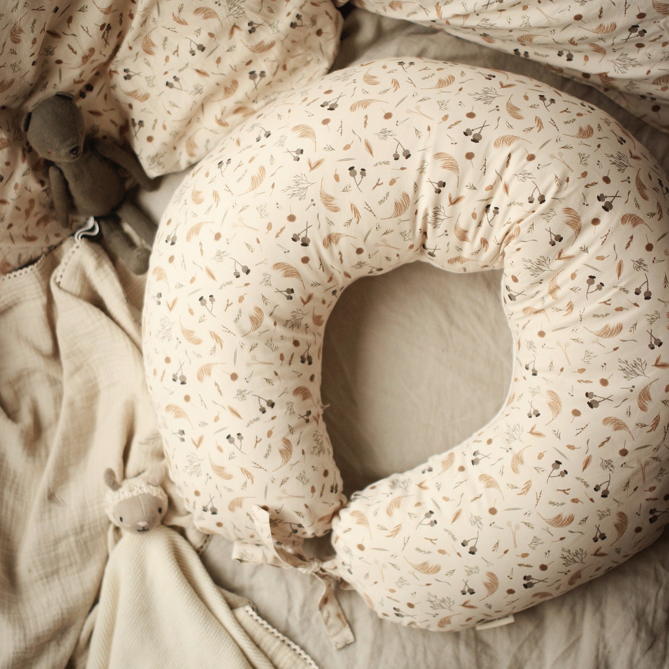 Nobodinoz nursing pillow outlet